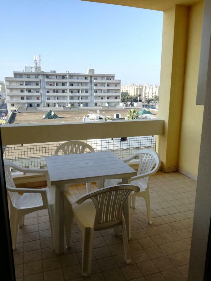 Lecce Barocca - La Casa Di Roby Lägenhet Exteriör bild